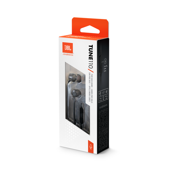 AURICULAR CON CABLE JBL - TUNE 110 (ORIGINAL) de Fomo Argentina - Los auriculares JBL Tune 110 son intrauditivos con cable, diseñados para ofrecer un sonido potente y graves profundos gracias a la tecnología JBL Pure Bass. Equipados con drivers dinámicos de 9 mm, tienen una respuesta de frecuencia de 20 Hz a 20 kHz y una sensibilidad de 96 dB. Su cable plano de 1,11 m evita enredos y facilita el transporte. Incluyen un micrófono integrado con control remoto de un solo botón para gestionar llamadas y música. Son ligeros (12,7 g) y vienen con almohadillas intercambiables en tres tamaños para un ajuste personalizado.